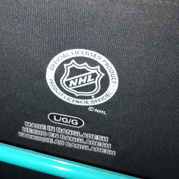 Bruins Performance Tee - Picture 3 of 3